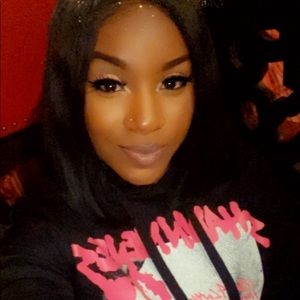 Meet your Posher, Latanya